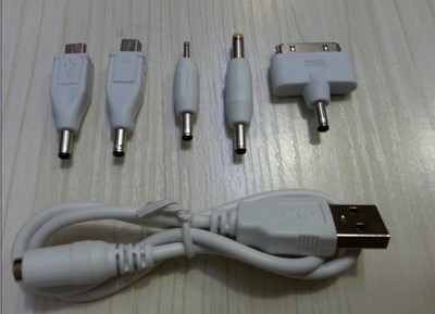 移动电源配件新趋势 一拖多转换线头，便捷充电新选择